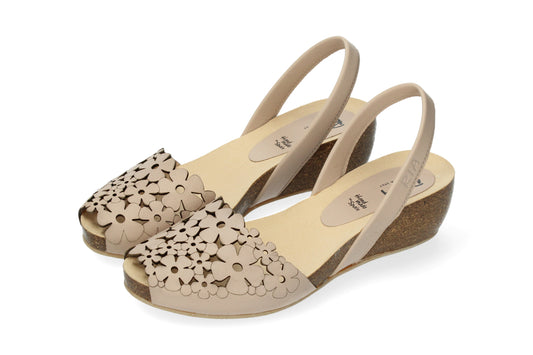 CLASSIC WEDGE ABARCAS ELDA BEIGE